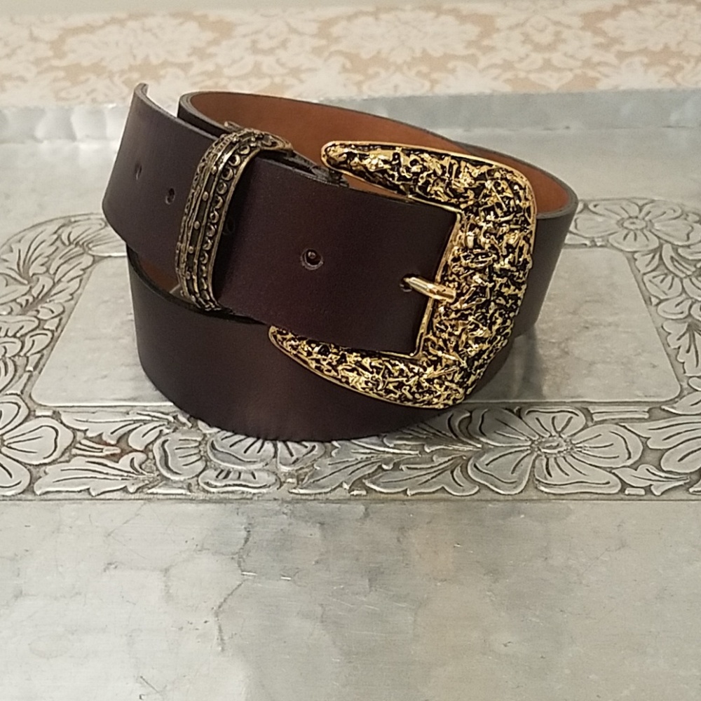 BERGE Brown Leather Belt with lovely Artsy Buckle